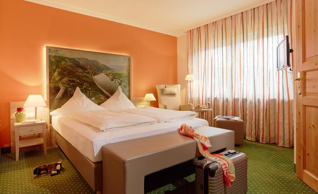 Ringhotel Boemers Mosel Landhotel Альф Экстерьер фото
